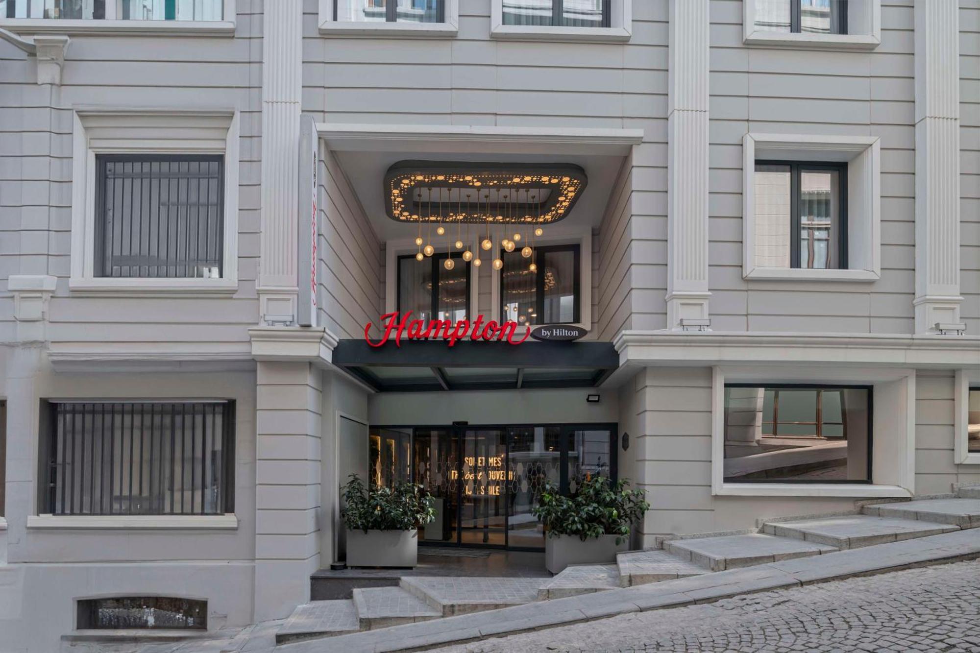 Готель Hampton By Hilton Istanbul Sirkeci Екстер'єр фото