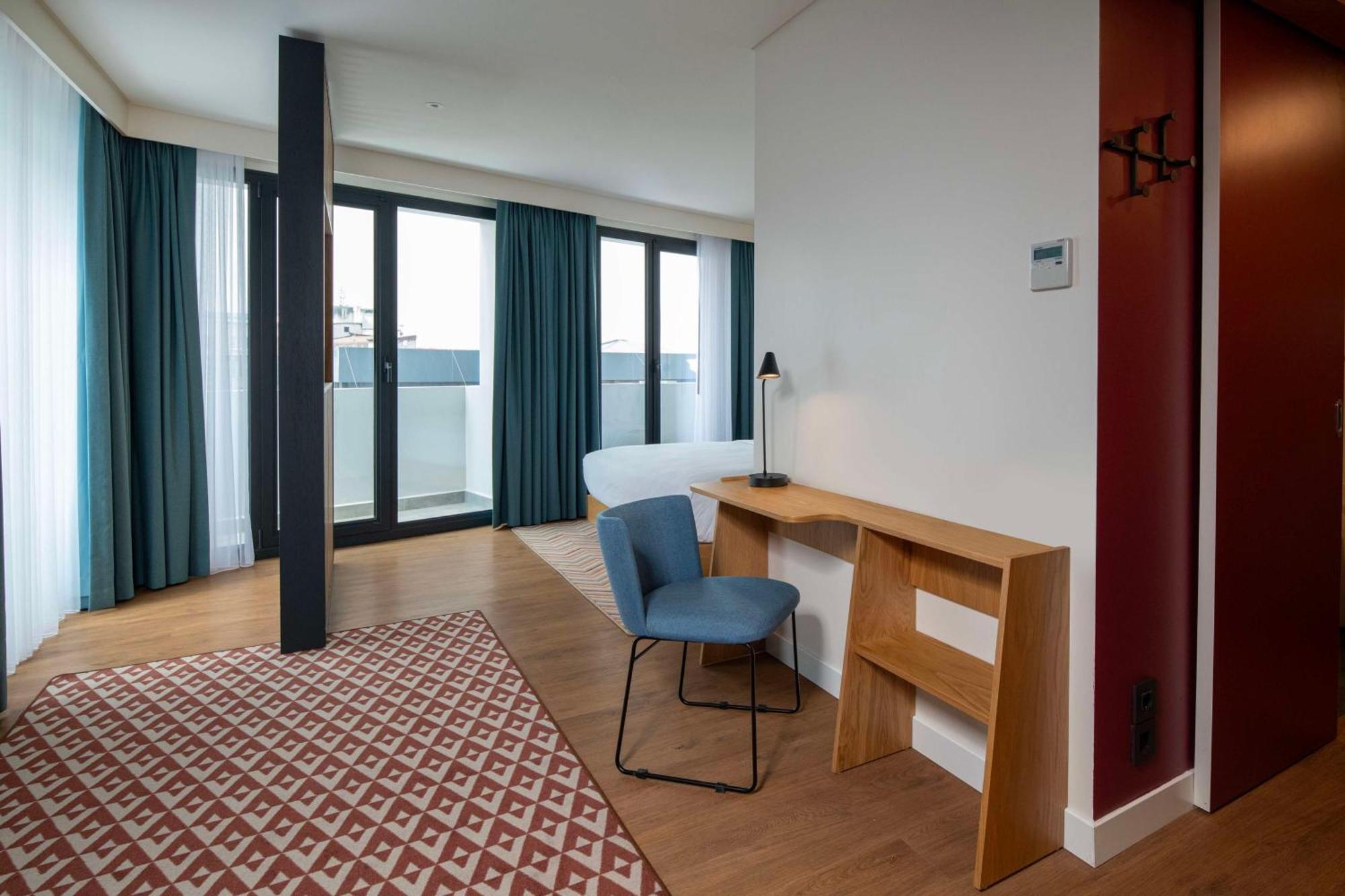 Готель Hampton By Hilton Istanbul Sirkeci Екстер'єр фото