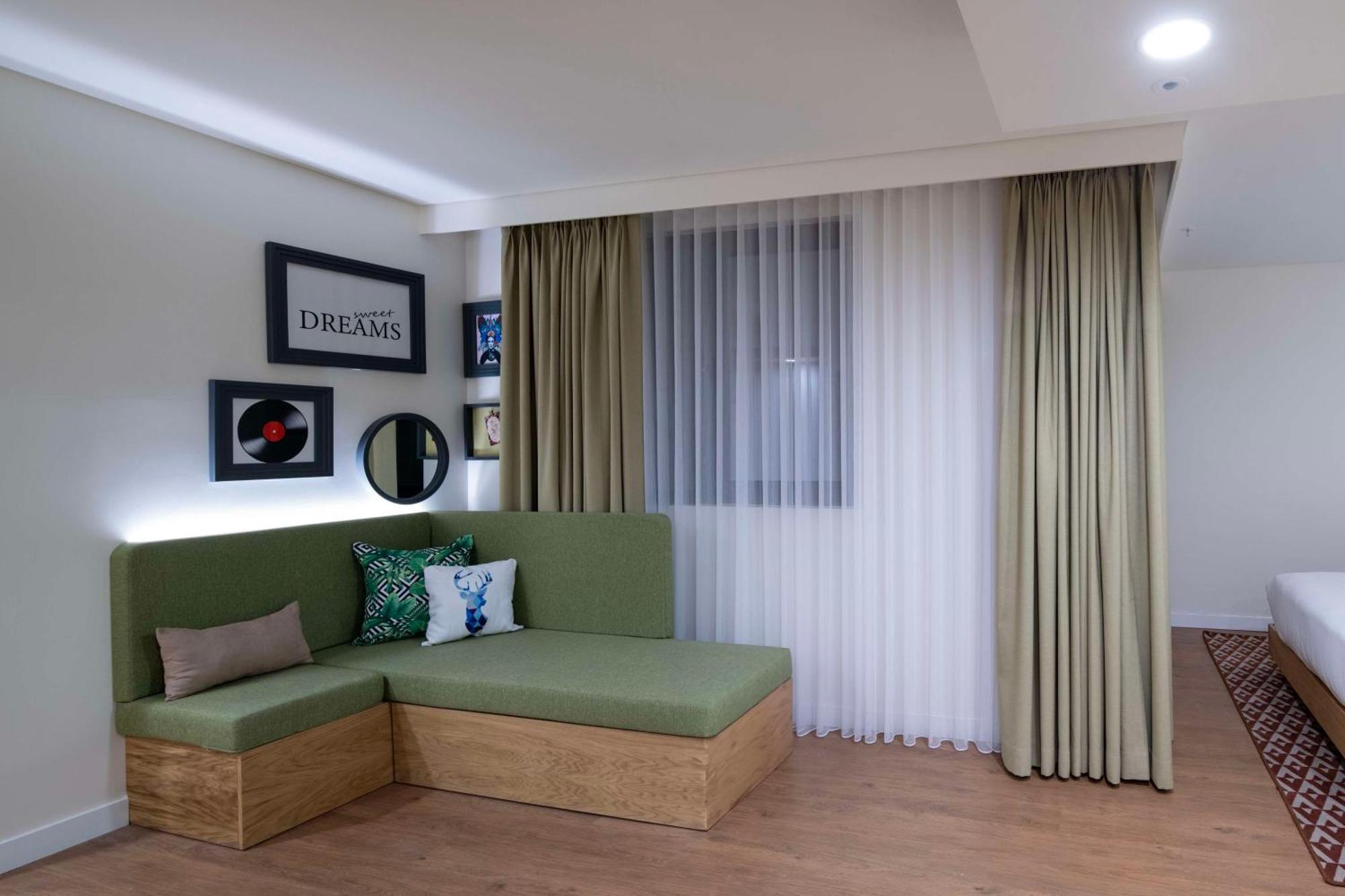 Готель Hampton By Hilton Istanbul Sirkeci Екстер'єр фото