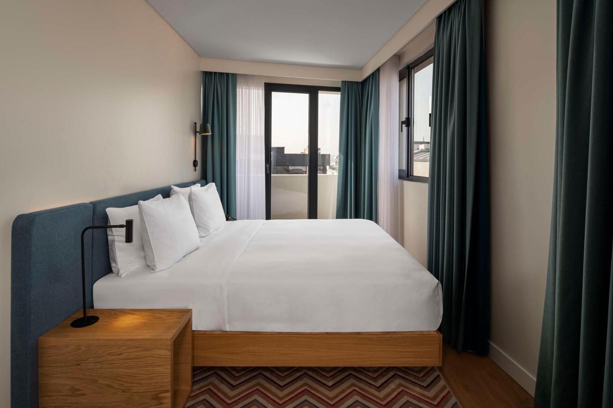Готель Hampton By Hilton Istanbul Sirkeci Екстер'єр фото