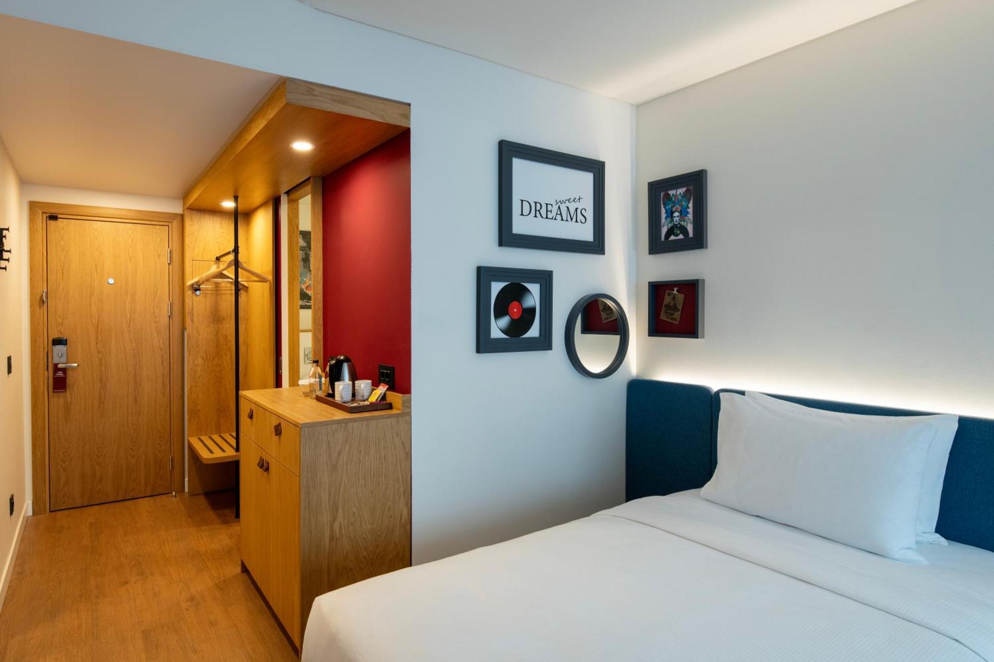 Готель Hampton By Hilton Istanbul Sirkeci Екстер'єр фото
