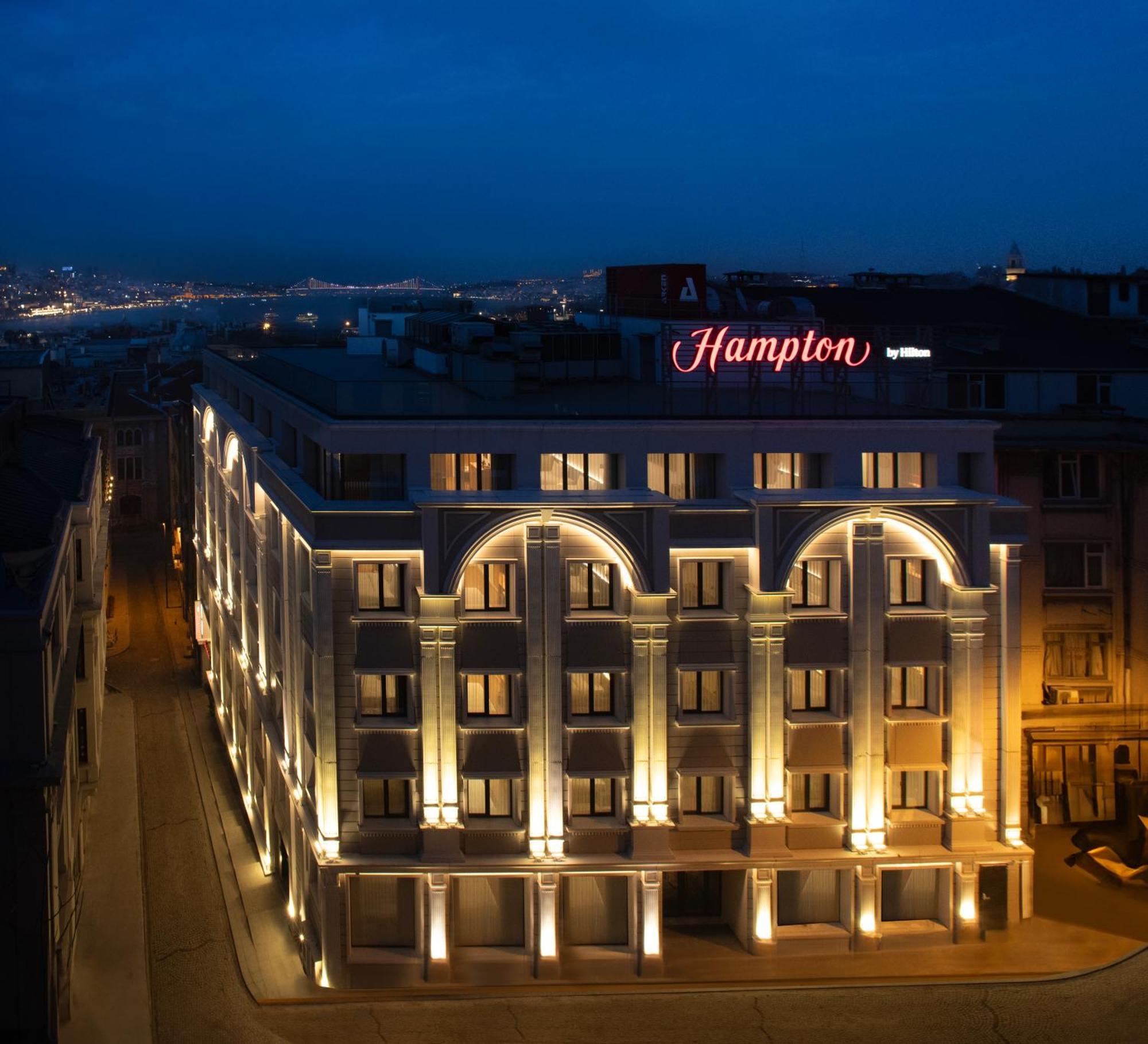 Готель Hampton By Hilton Istanbul Sirkeci Екстер'єр фото