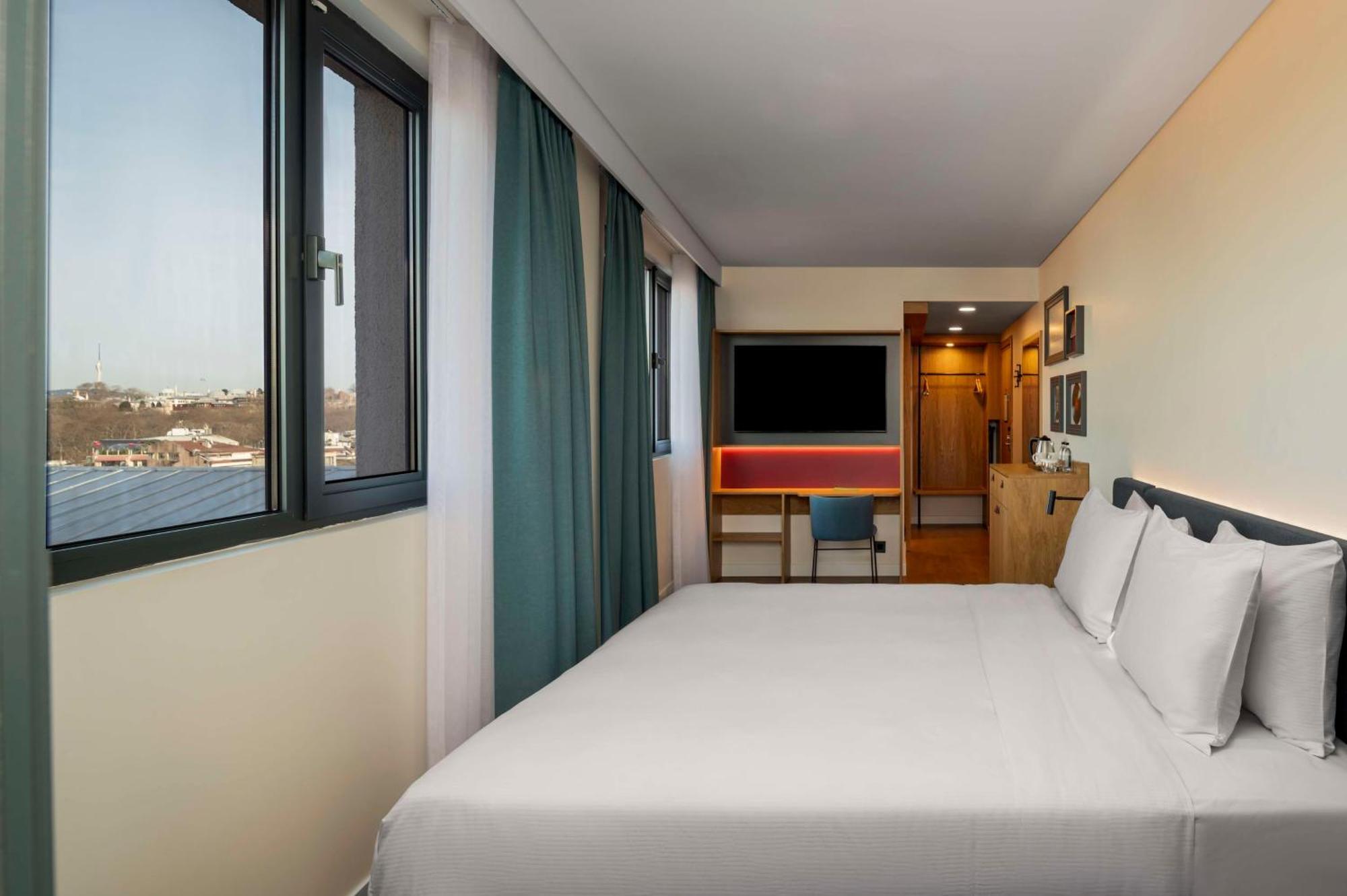 Готель Hampton By Hilton Istanbul Sirkeci Екстер'єр фото