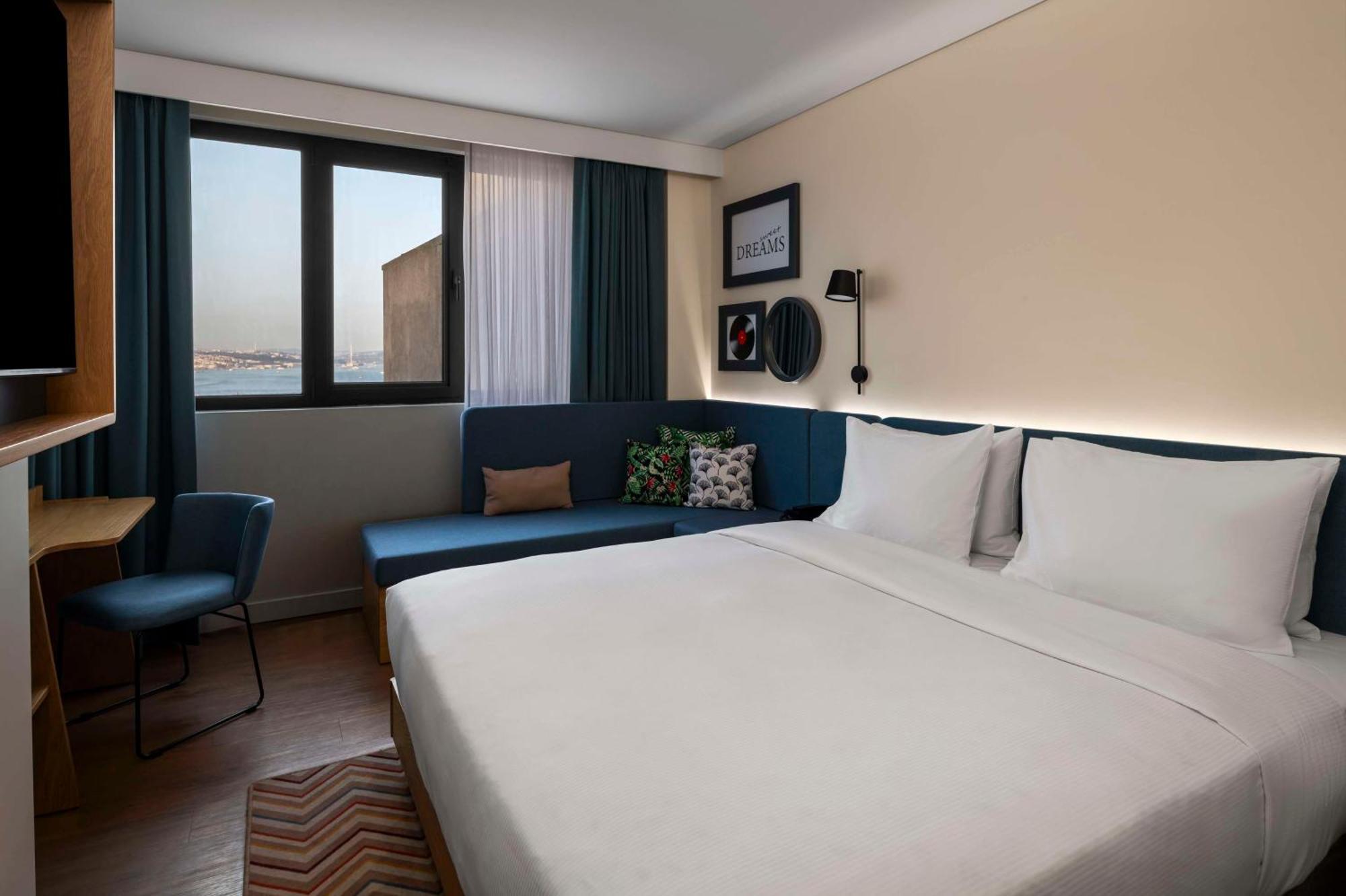 Готель Hampton By Hilton Istanbul Sirkeci Екстер'єр фото